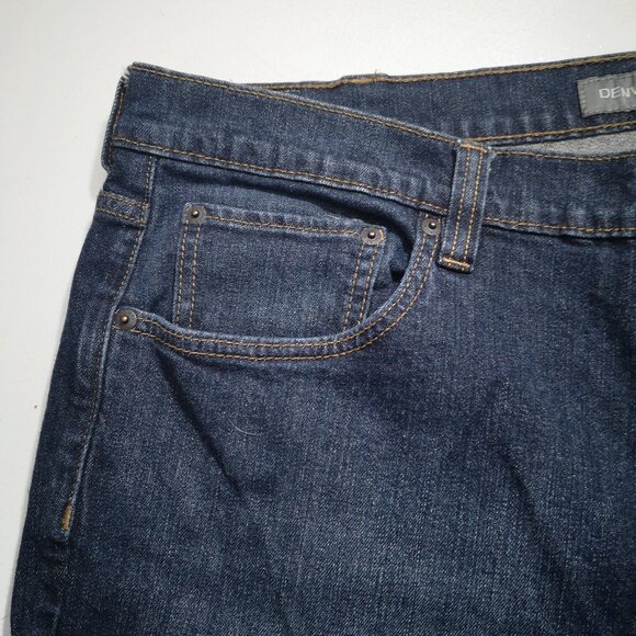 Denver Hayes Men's Size 42/30 Medium Wash Straight Fit Blue Jeans - Picture 6 of 12